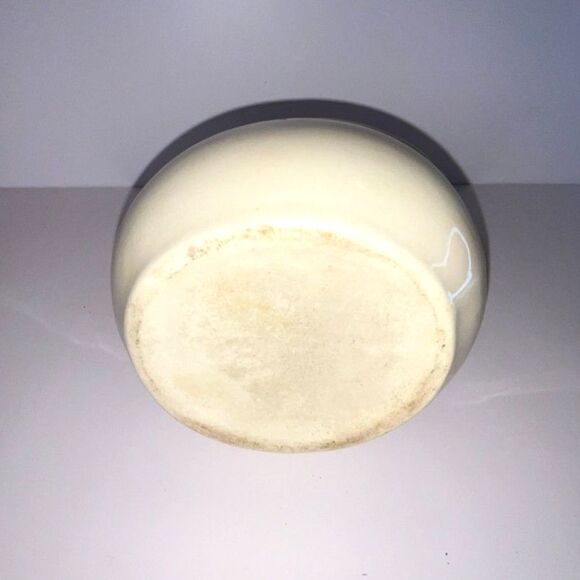 Beautiful vintage white stoneware pitcher; measures 6" x 5" x  3 1/2" - Picture 5 of 5